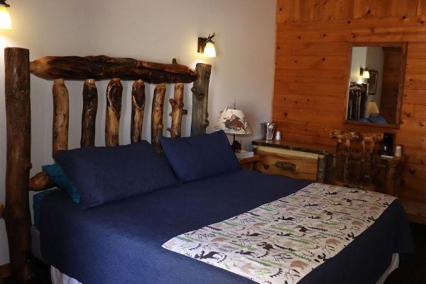 Yellowstone Valley Inn (Silver Gate)